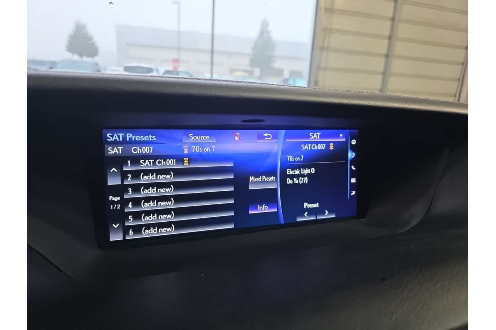 Thumbnail: 2017 Lexus GS - 22