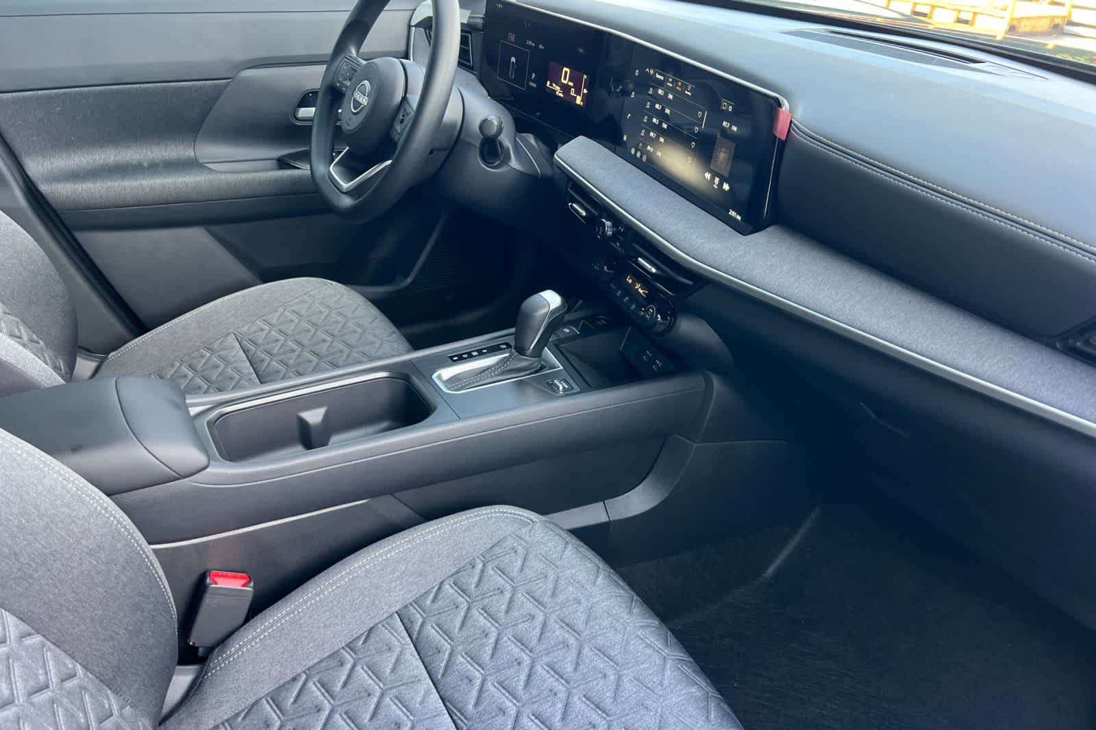 Thumbnail: 2026 Nissan Kicks - 18