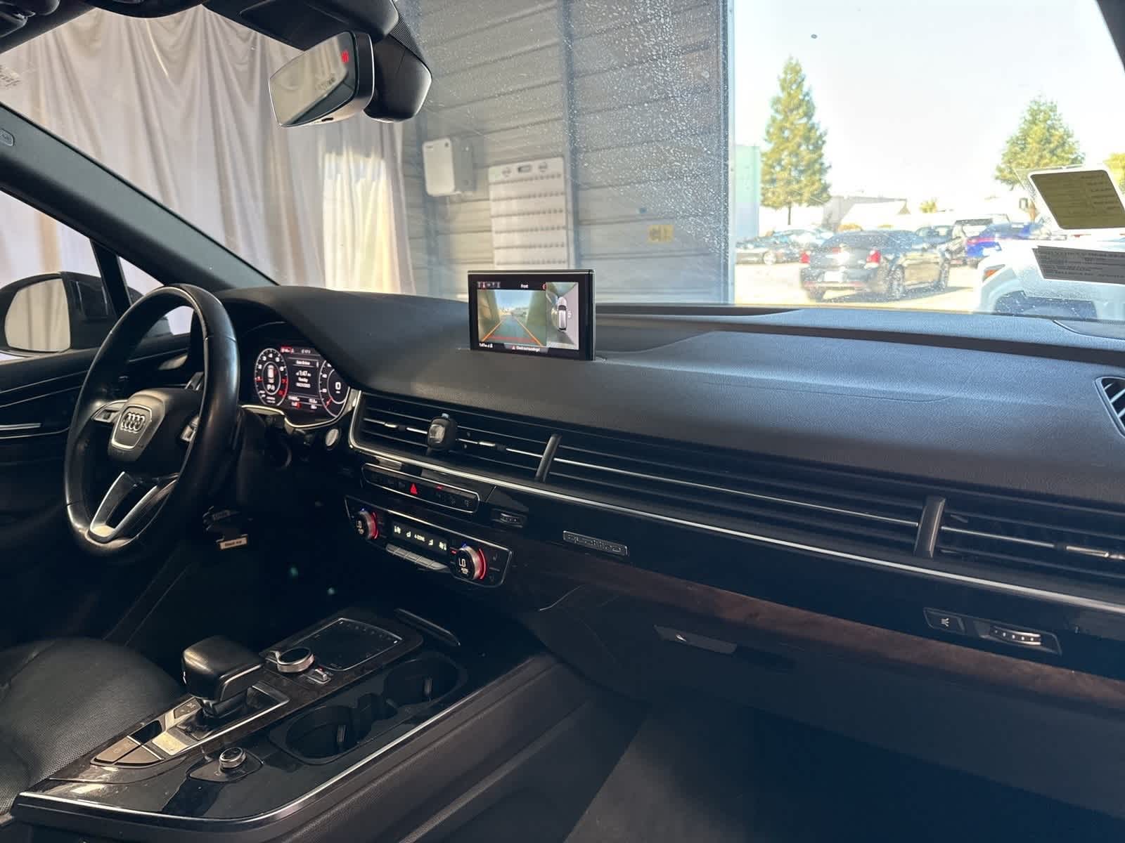 Thumbnail: 2017 Audi Q7 - 13