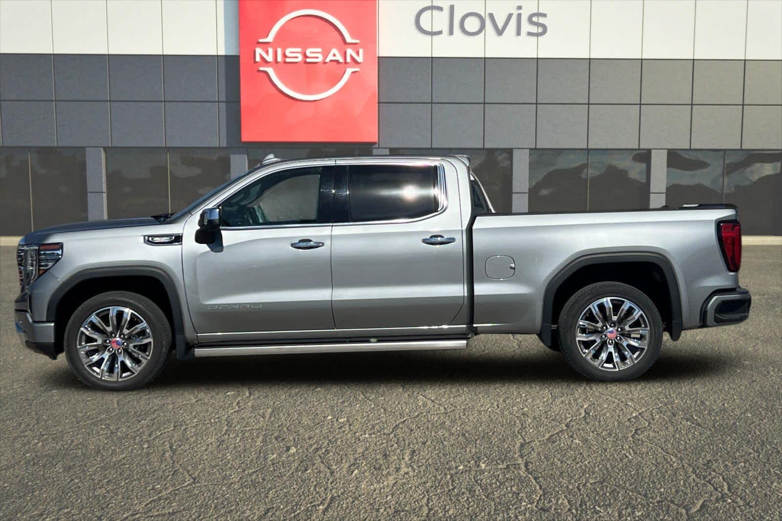 Thumbnail: 2023 GMC Sierra 1500 - 6