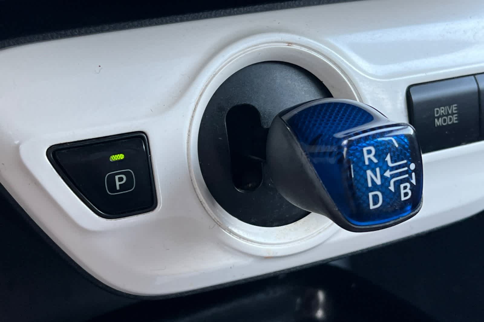 Thumbnail: 2017 Toyota Prius - 24