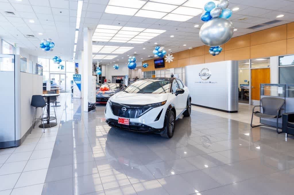Thumbnail: 2023 Nissan Rogue - 30