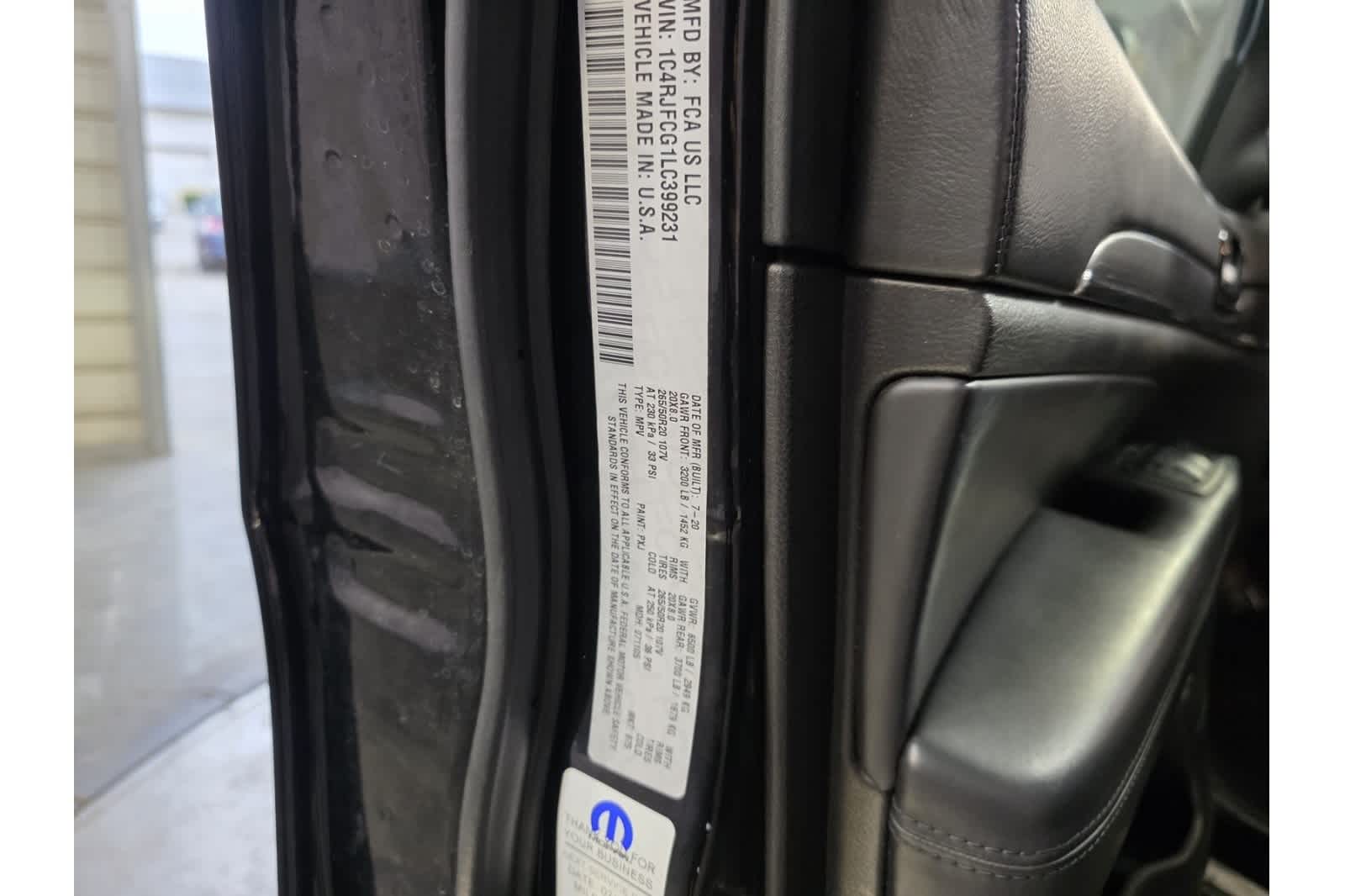 Thumbnail: 2020 Jeep Grand Cherokee - 21