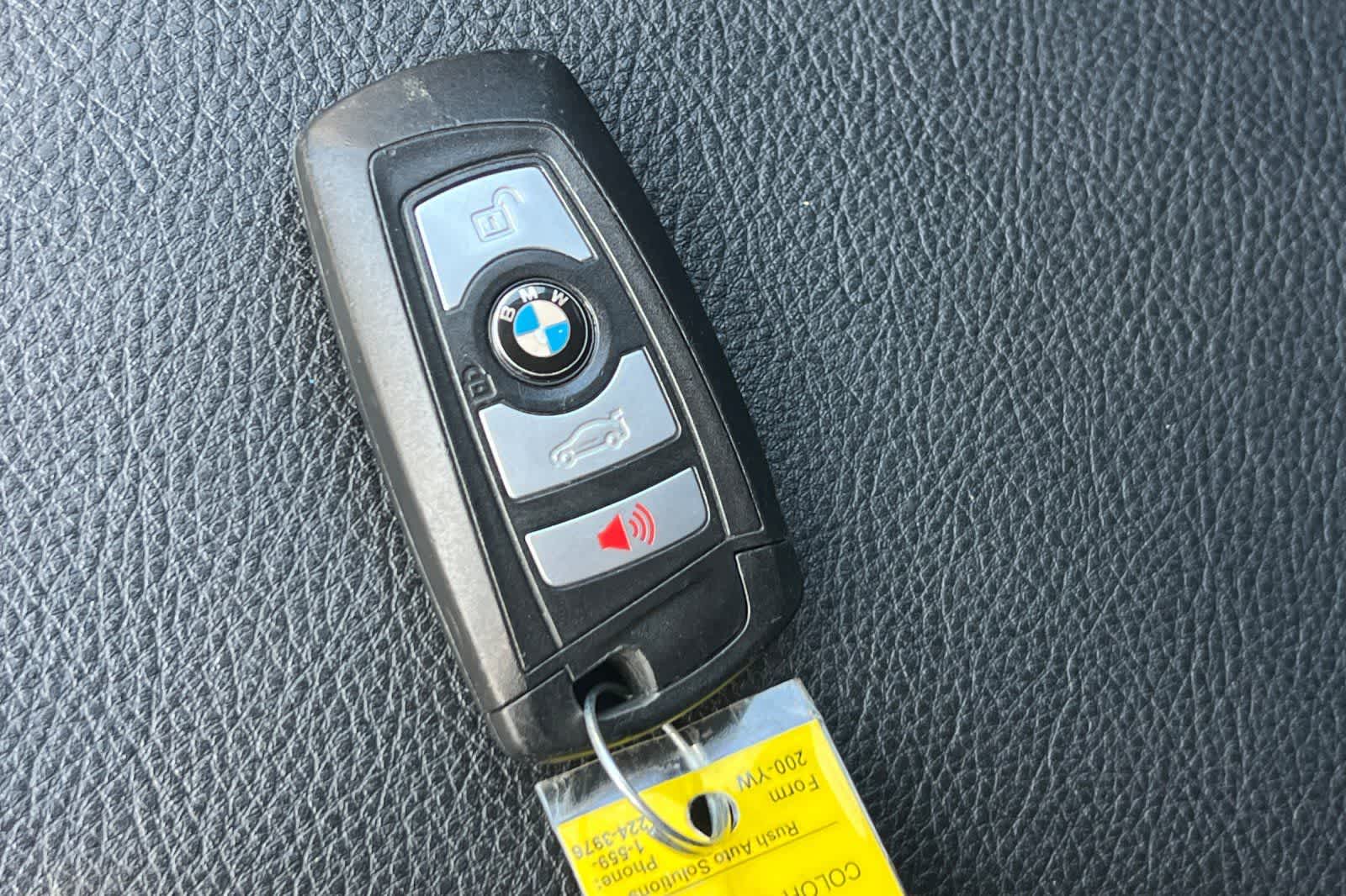 Thumbnail: 2016 BMW 3 Series - 25