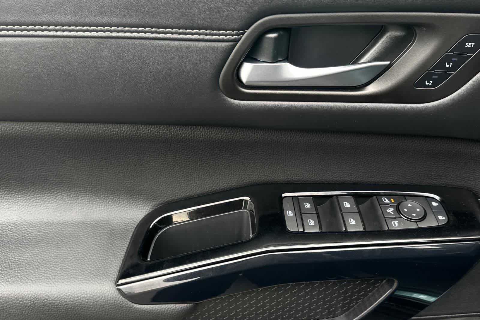 Thumbnail: 2026 Nissan Pathfinder - 13