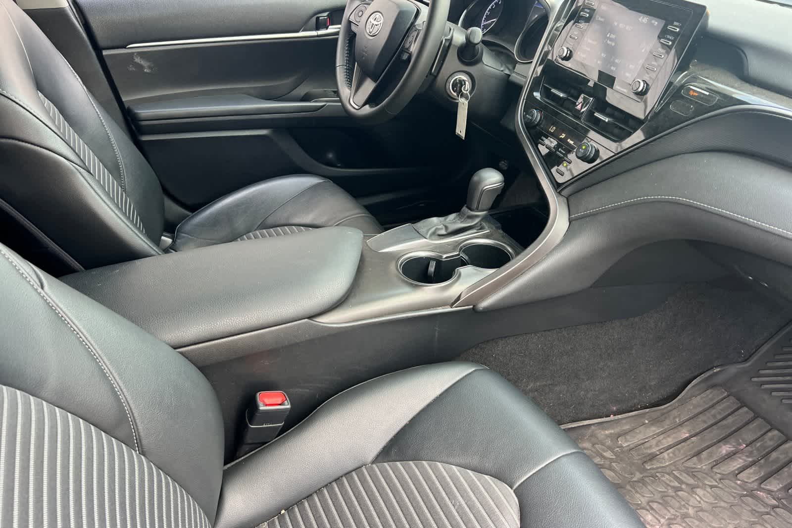 Thumbnail: 2021 Toyota Camry - 18