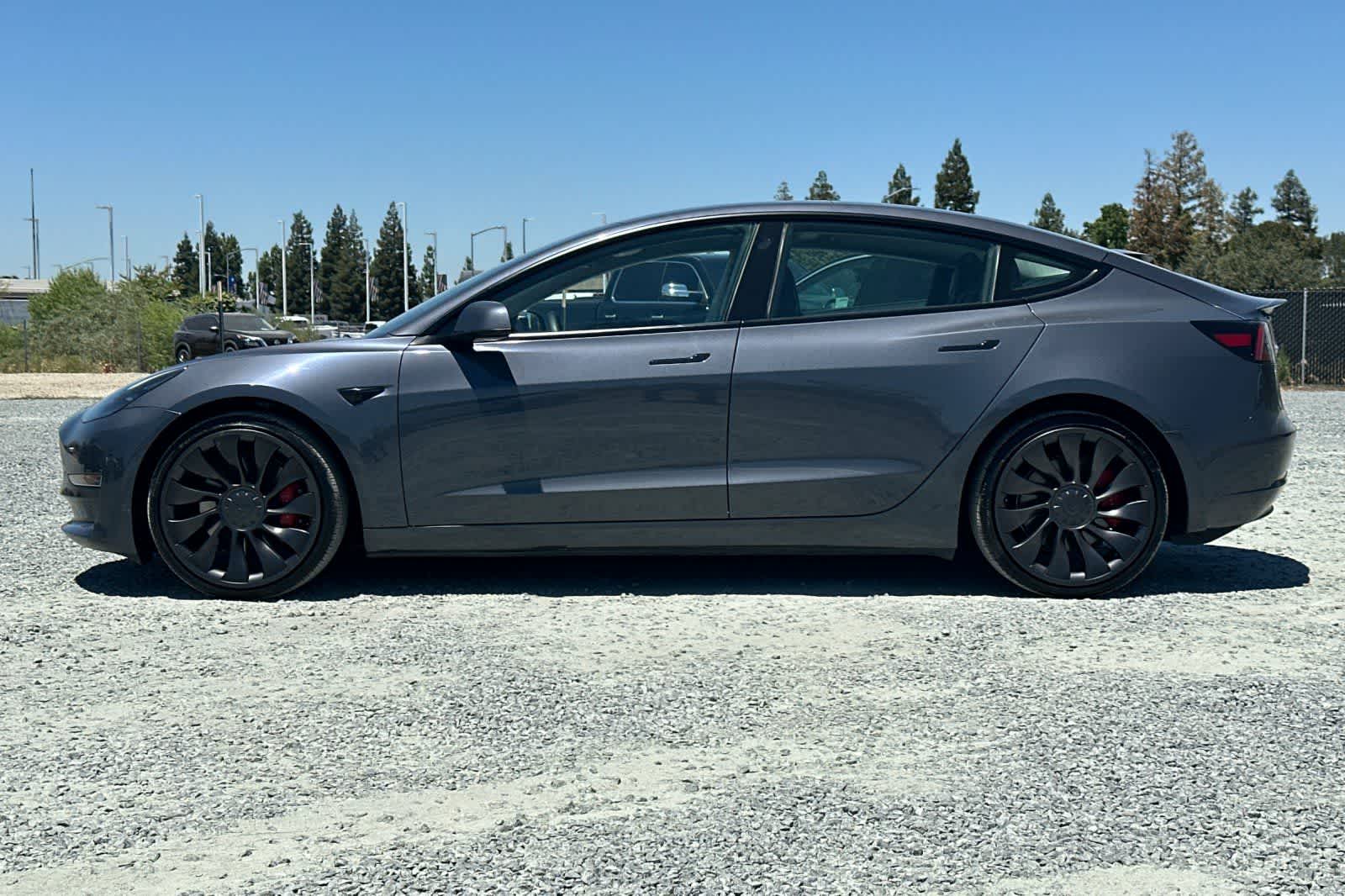 Thumbnail: 2023 Tesla Model 3 - 6