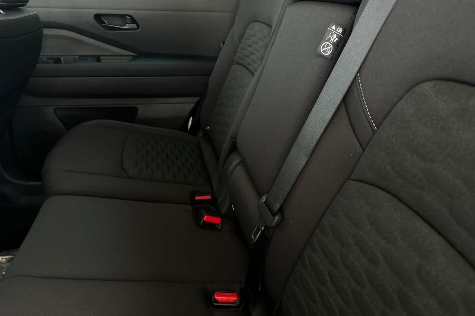 Thumbnail: 2025 Nissan Pathfinder - 5