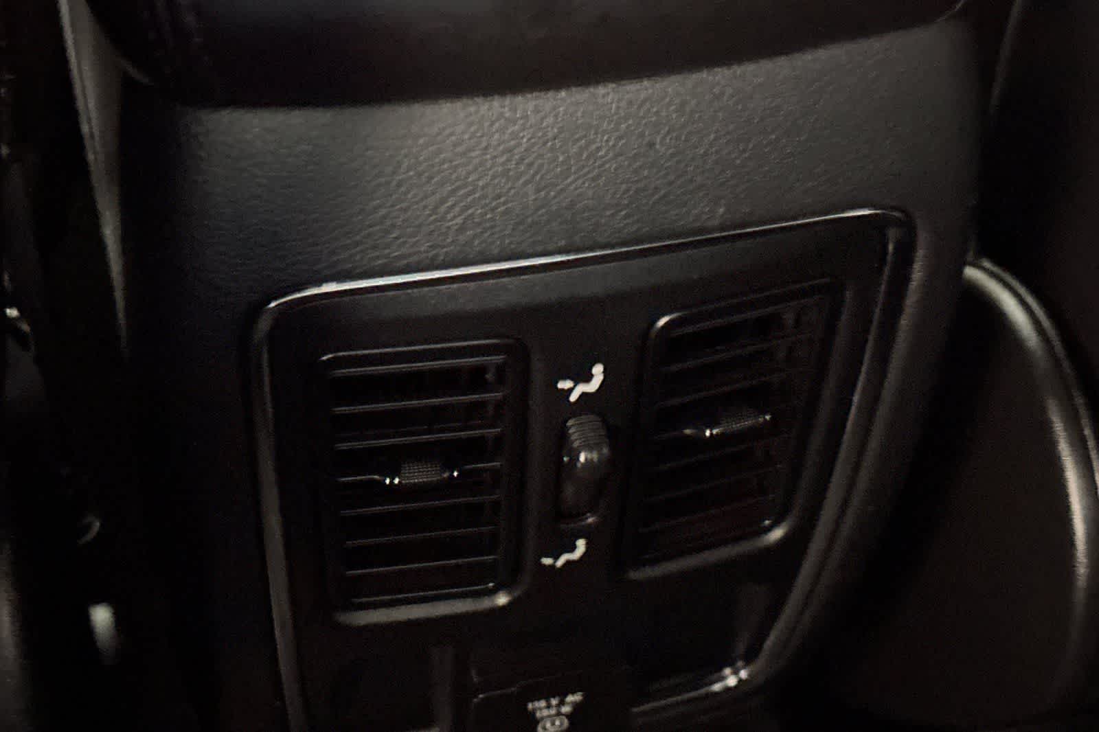 Thumbnail: 2020 Jeep Grand Cherokee - 15