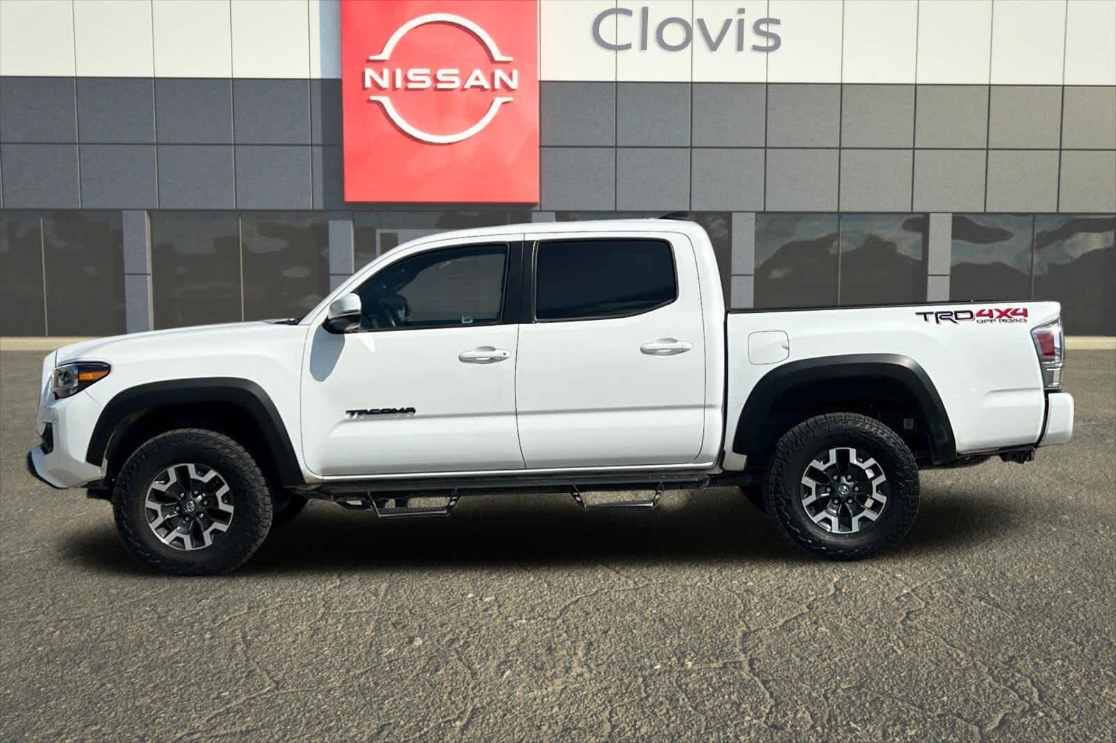 Thumbnail: 2022 Toyota Tacoma - 6