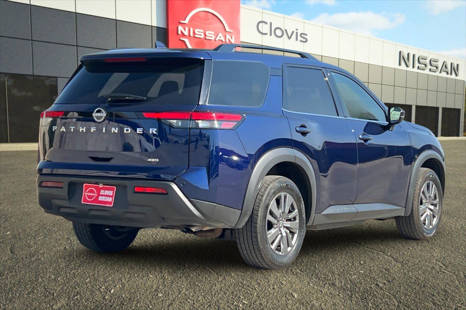 Thumbnail: 2025 Nissan Pathfinder - 3