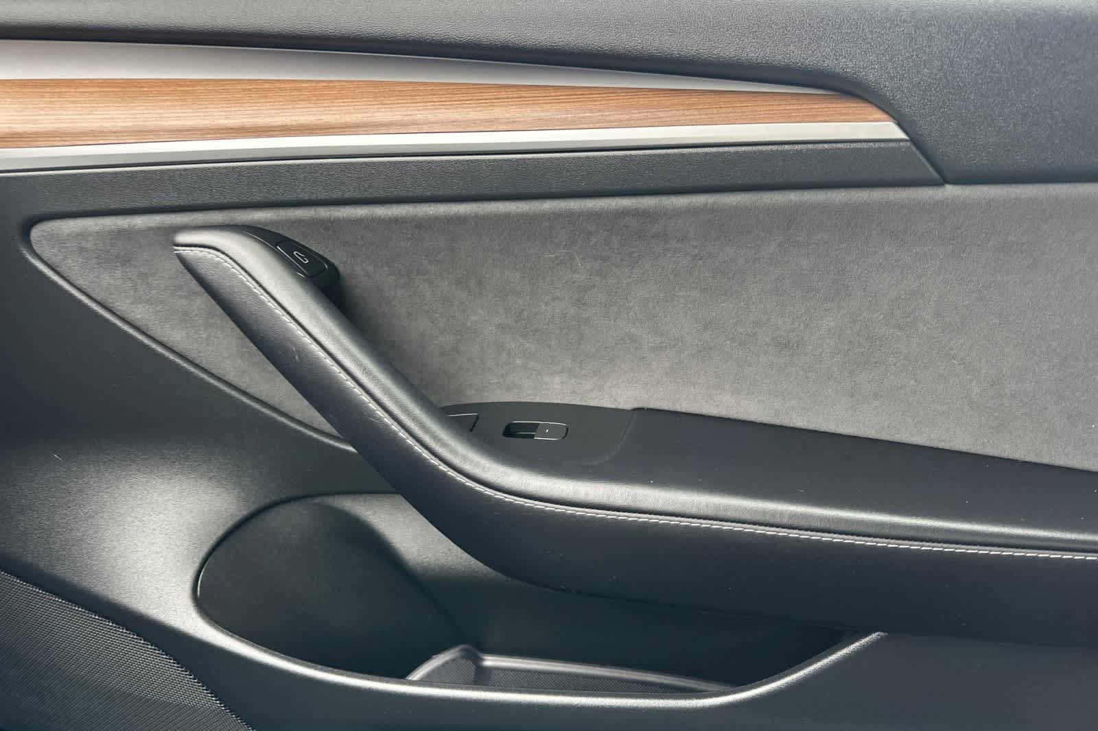 Thumbnail: 2023 Tesla Model 3 - 20