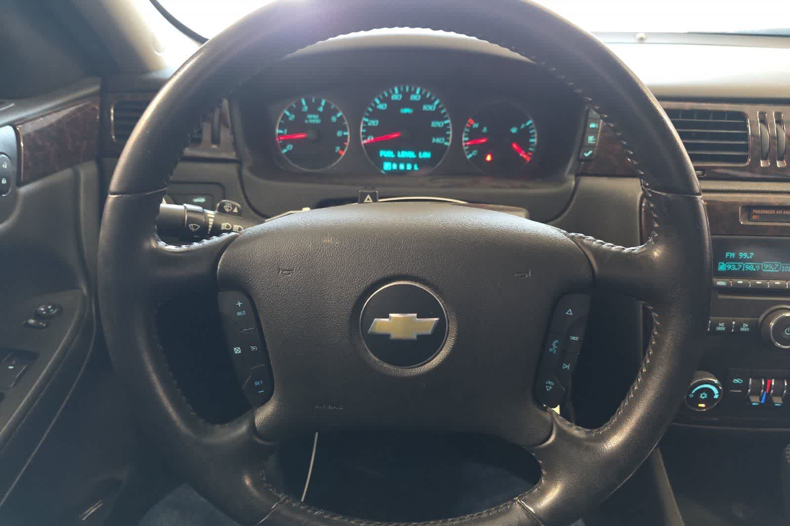 Thumbnail: 2013 Chevrolet Impala - 22