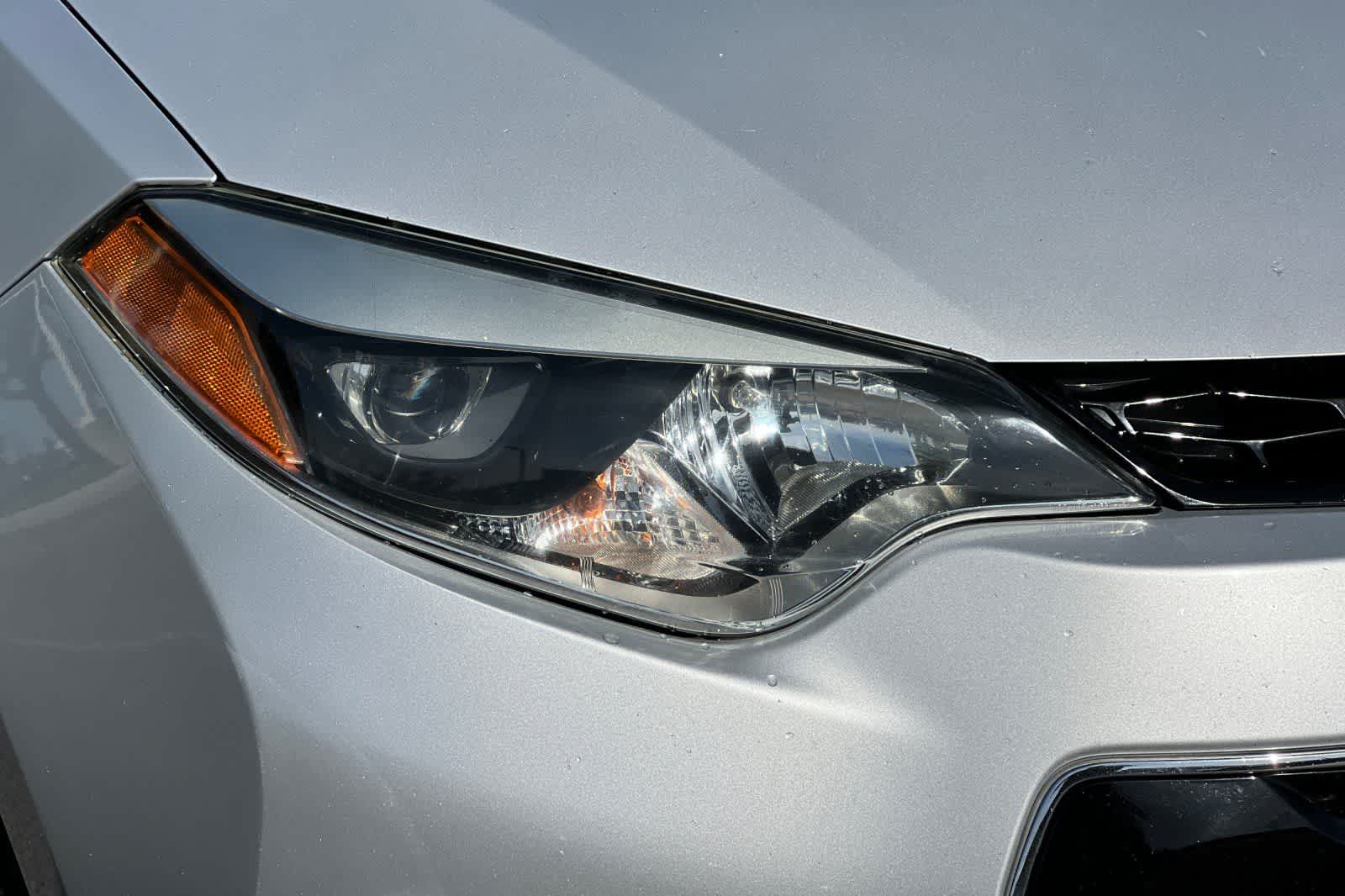 Thumbnail: 2015 Toyota Corolla - 31