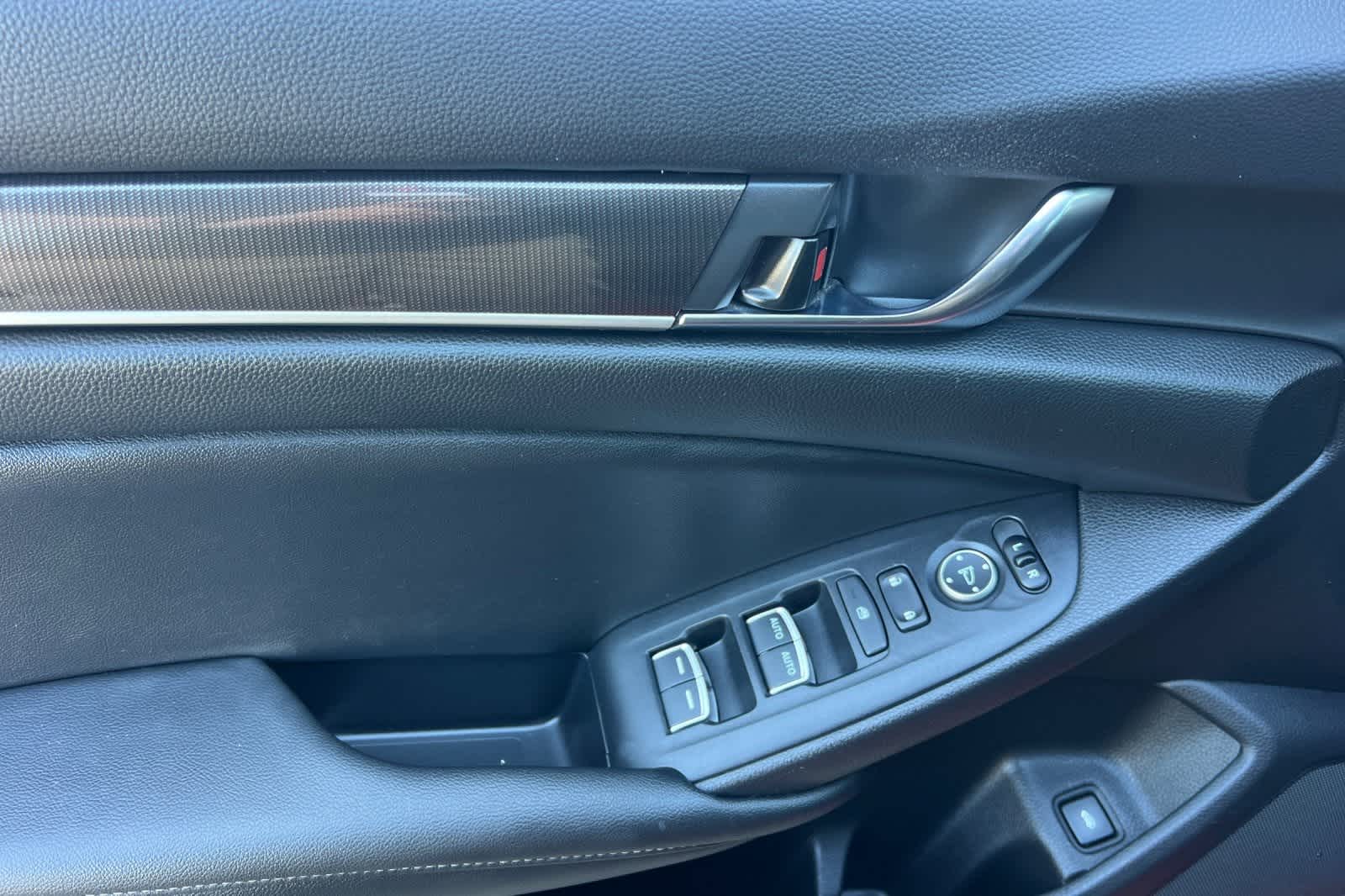 Thumbnail: 2022 Honda Accord - 13