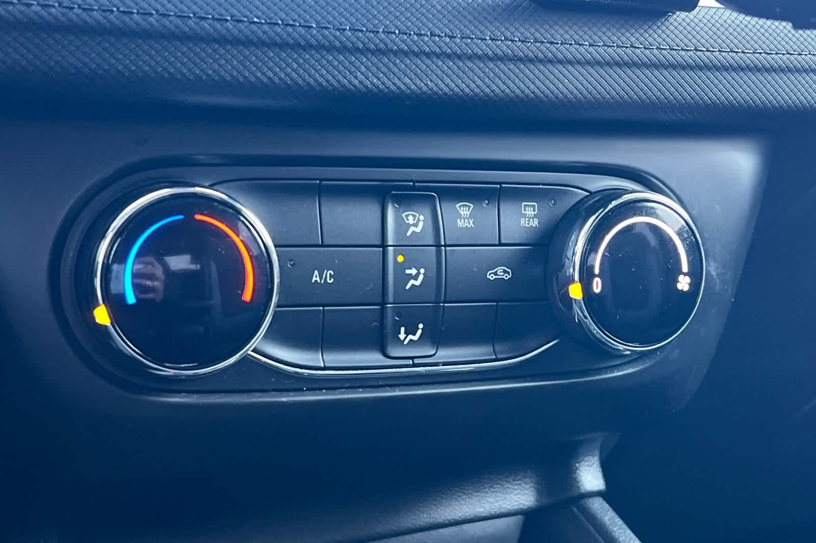 Thumbnail: 2024 Chevrolet TrailBlazer - 23