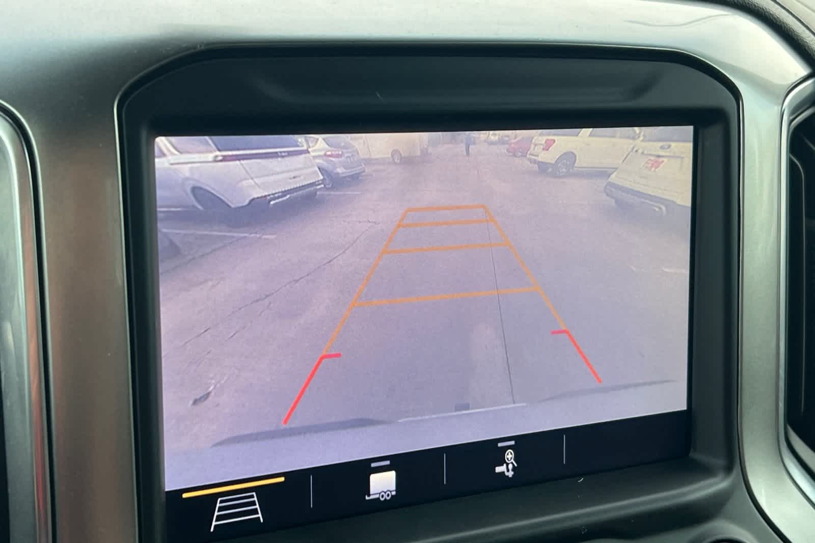 Thumbnail: 2019 Chevrolet Silverado 1500 - 19