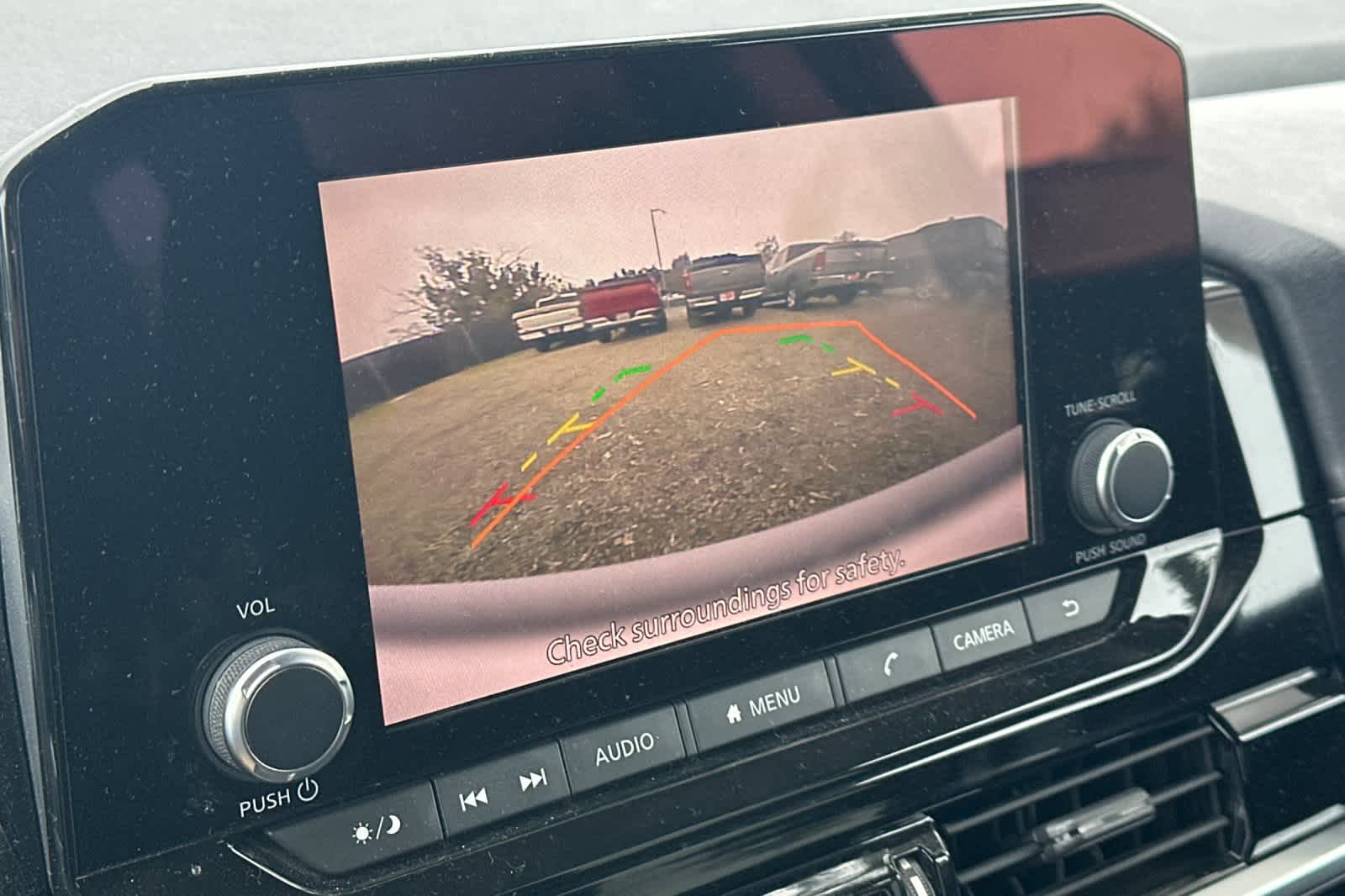 Thumbnail: 2022 Nissan Pathfinder - 20