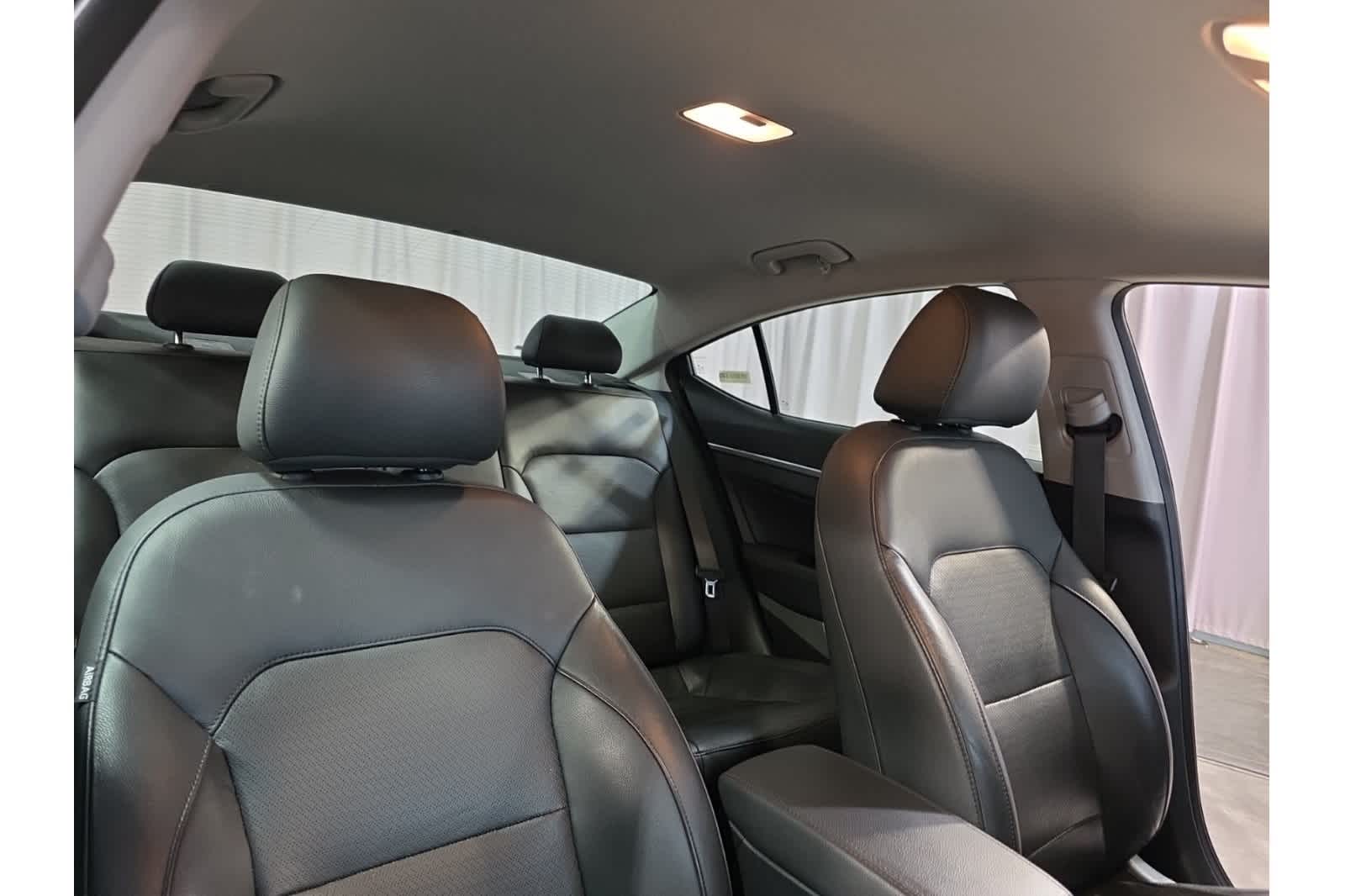 Thumbnail: 2017 Hyundai Elantra - 19