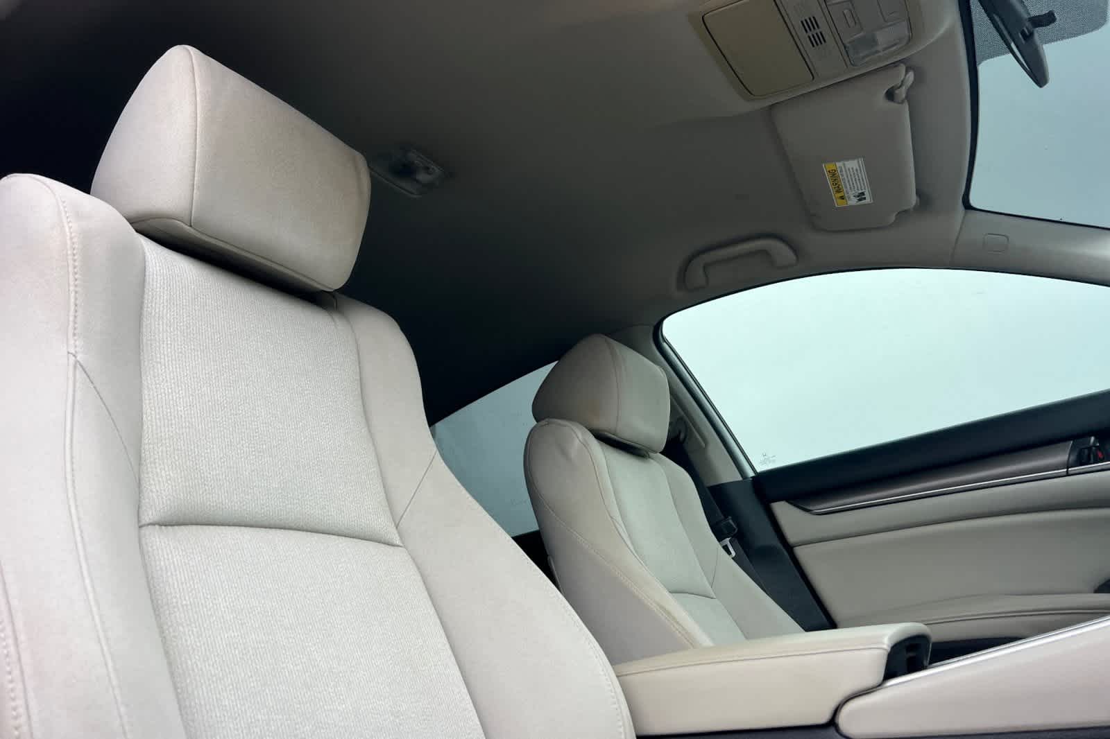 Thumbnail: 2018 Honda Accord - 17