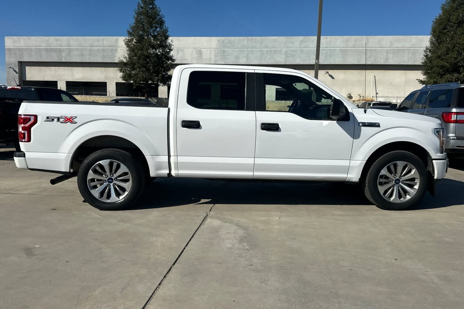 Thumbnail: 2018 Ford F-150 - 9