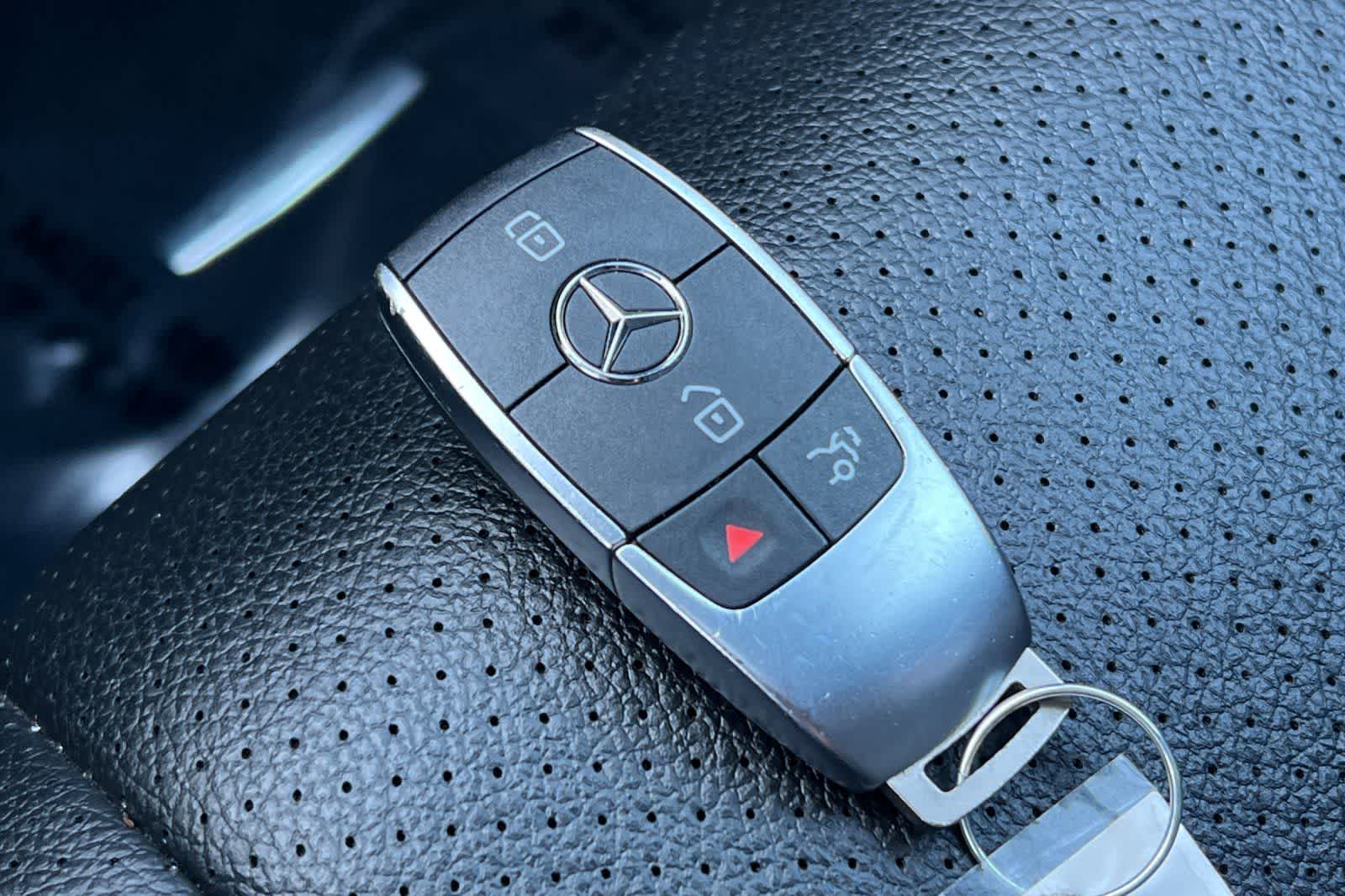 Thumbnail: 2020 Mercedes-Benz GLE - 28