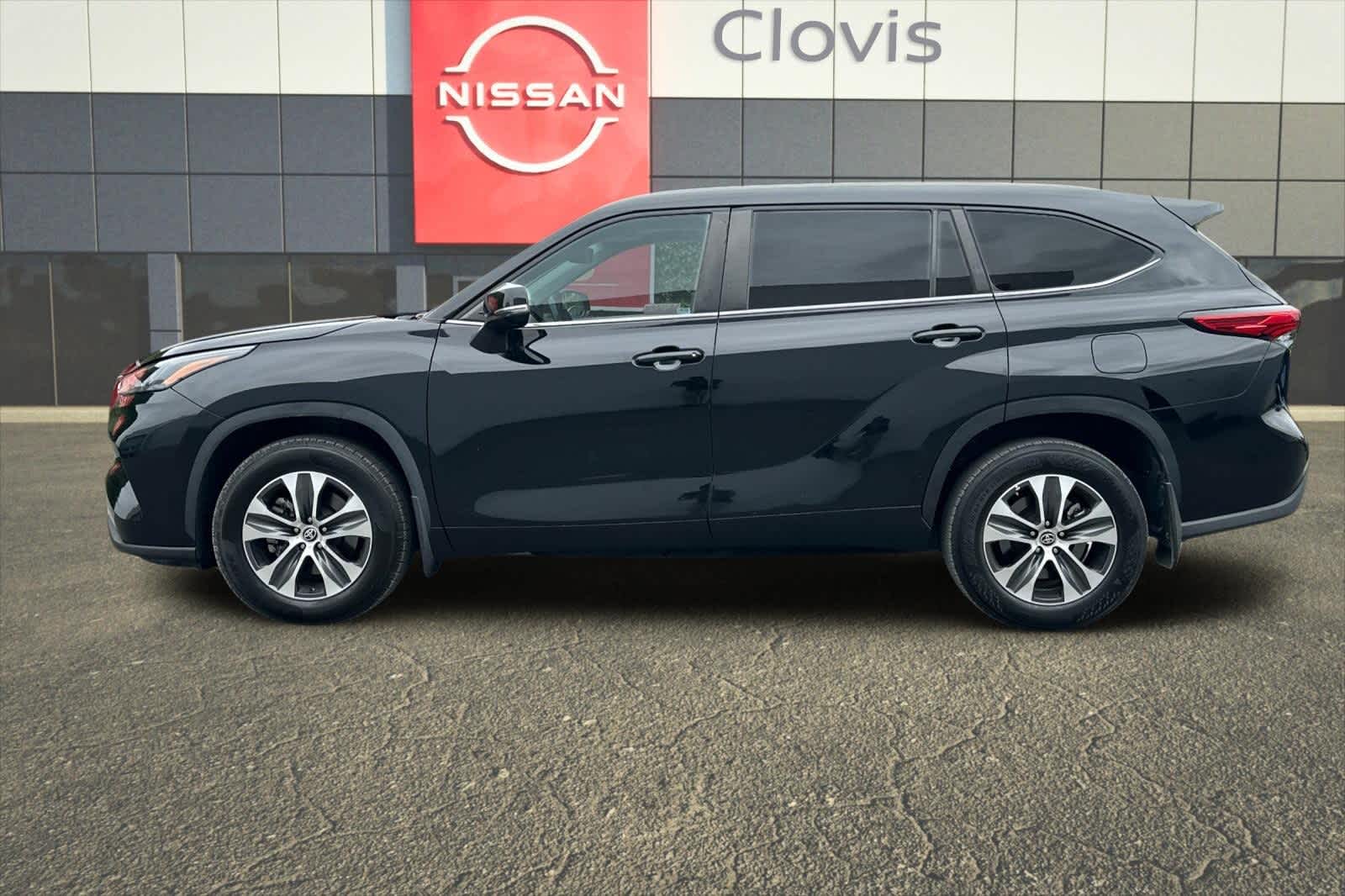 2023 Toyota Highlander XLE 6