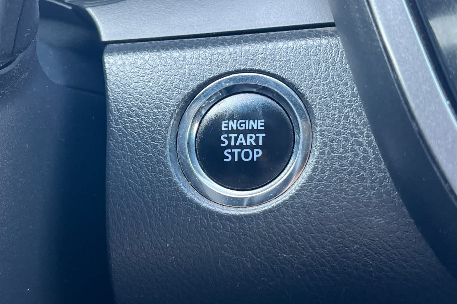 Thumbnail: 2019 Toyota Camry - 29