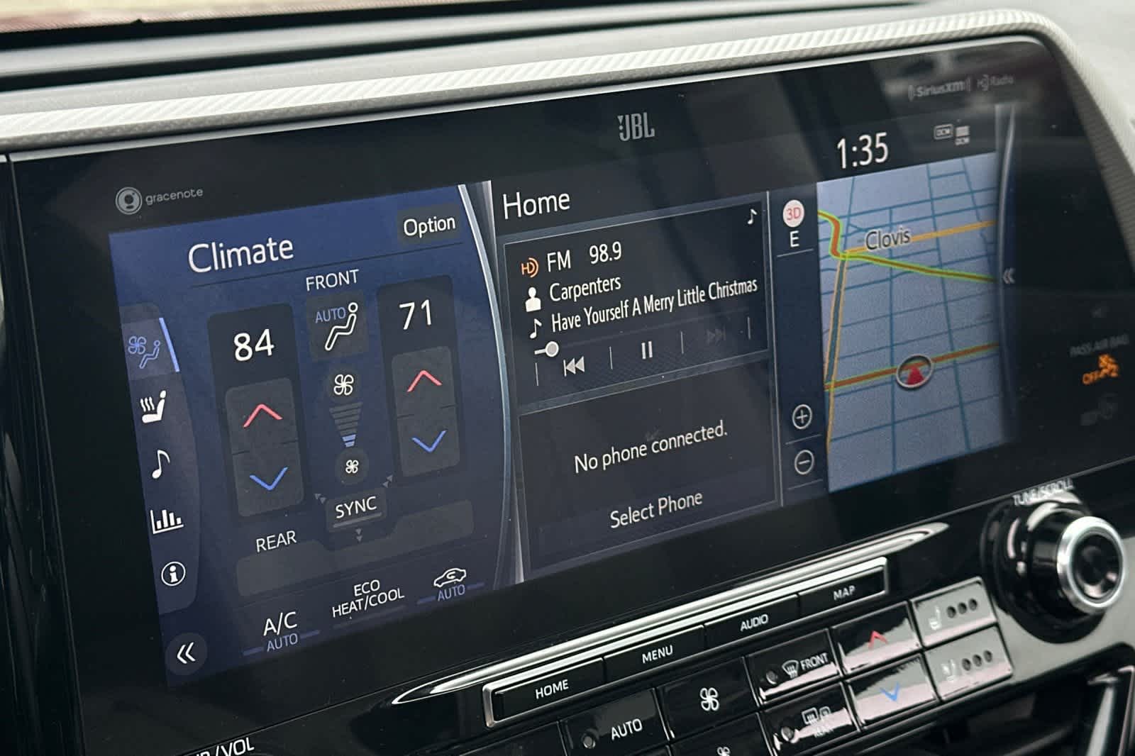 Thumbnail: 2022 Toyota Highlander - 20