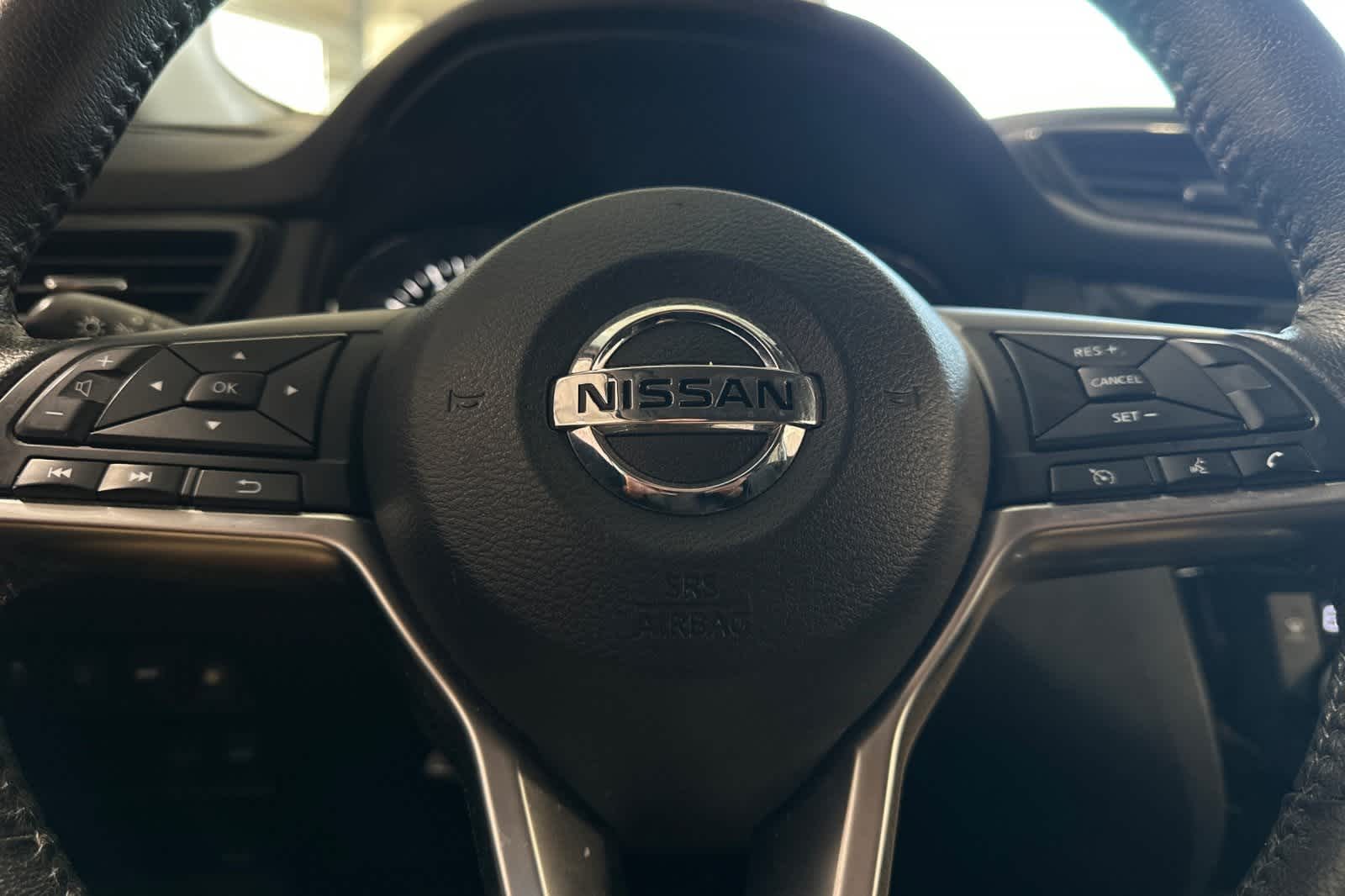 Thumbnail: 2019 Nissan Rogue - 26