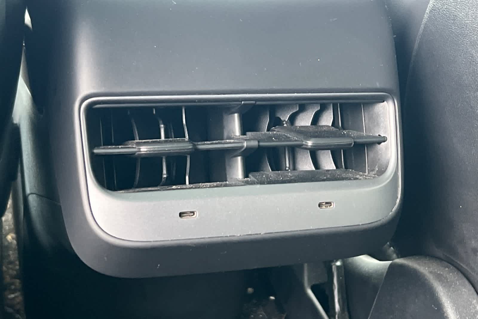 Thumbnail: 2022 Tesla Model Y - 15