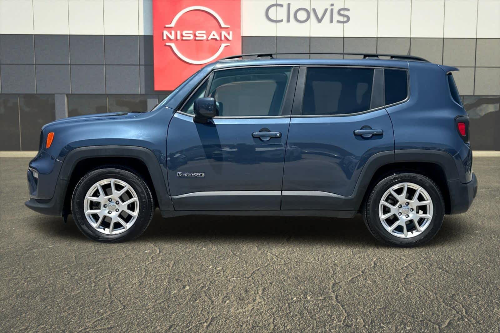 Thumbnail: 2021 Jeep Renegade - 6