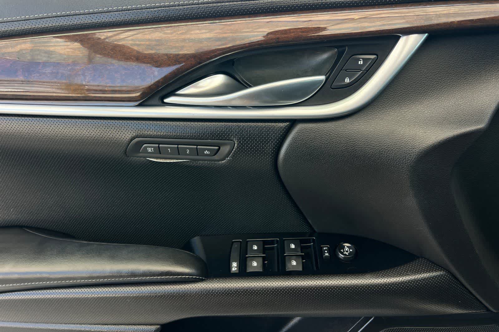 Thumbnail: 2017 Cadillac XTS - 12