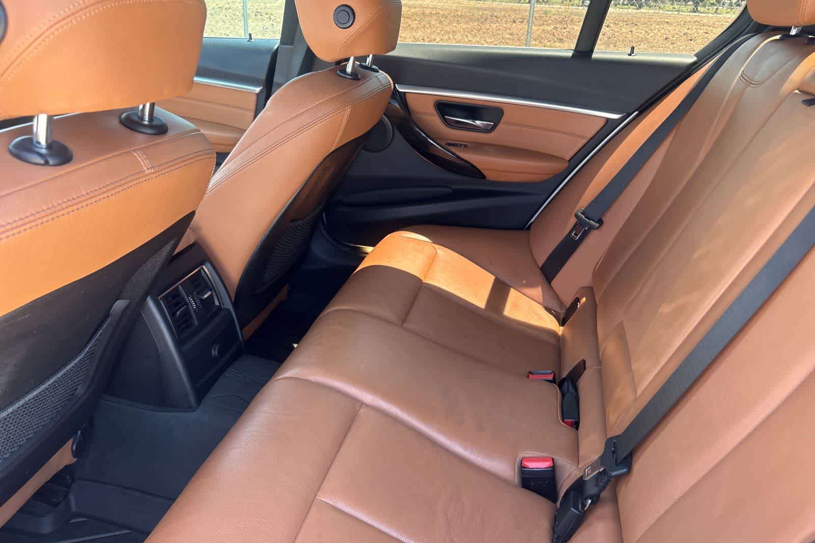 Thumbnail: 2018 BMW 3 Series - 5