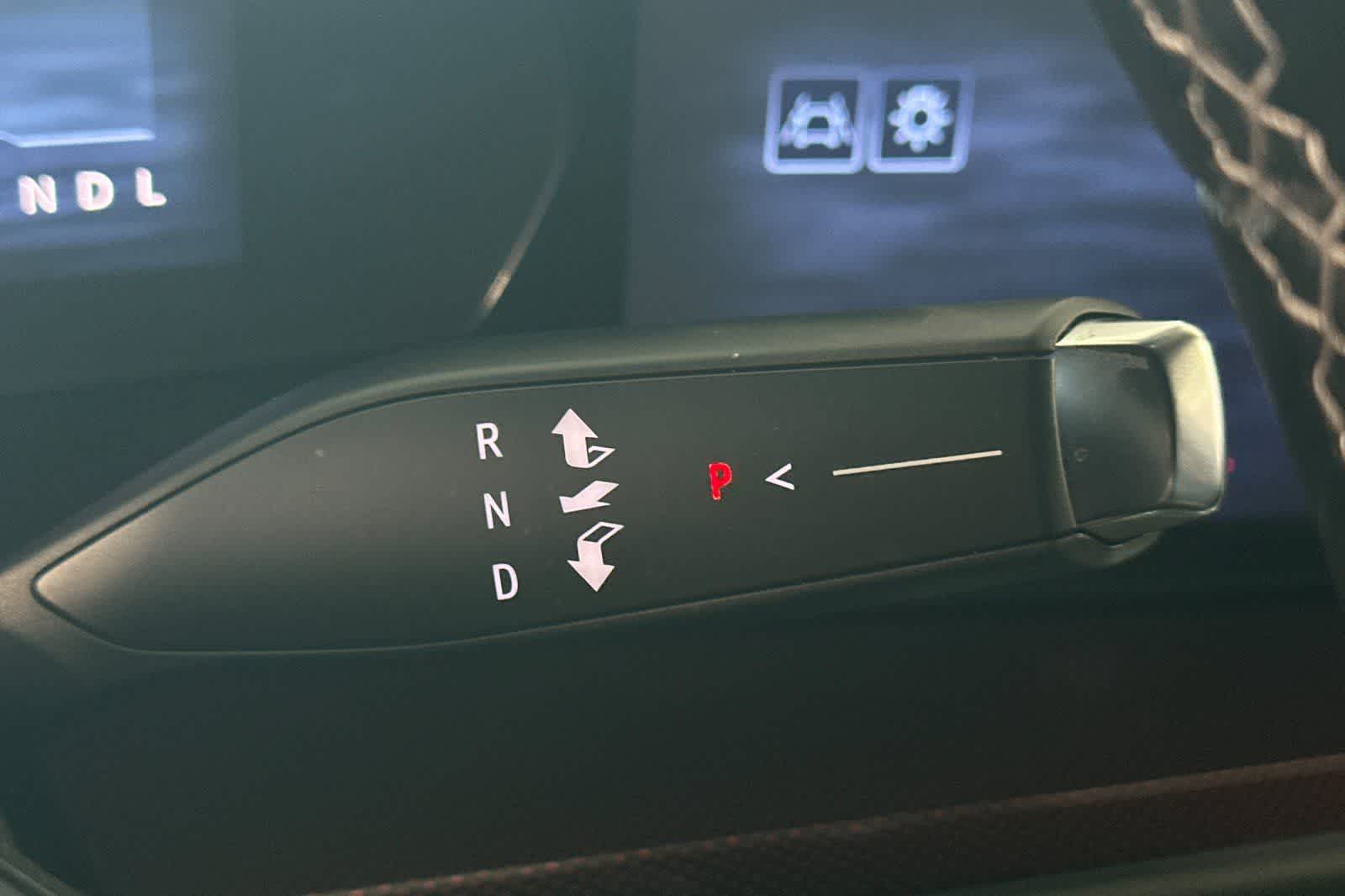 Thumbnail: 2025 Chevrolet Traverse - 28