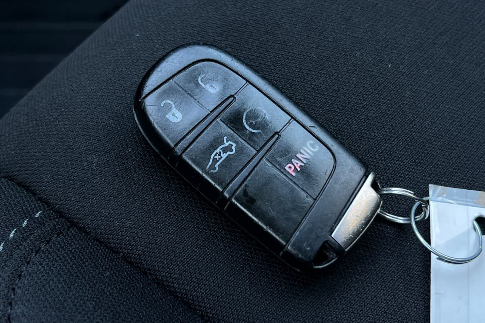 Thumbnail: 2019 Dodge Charger - 27