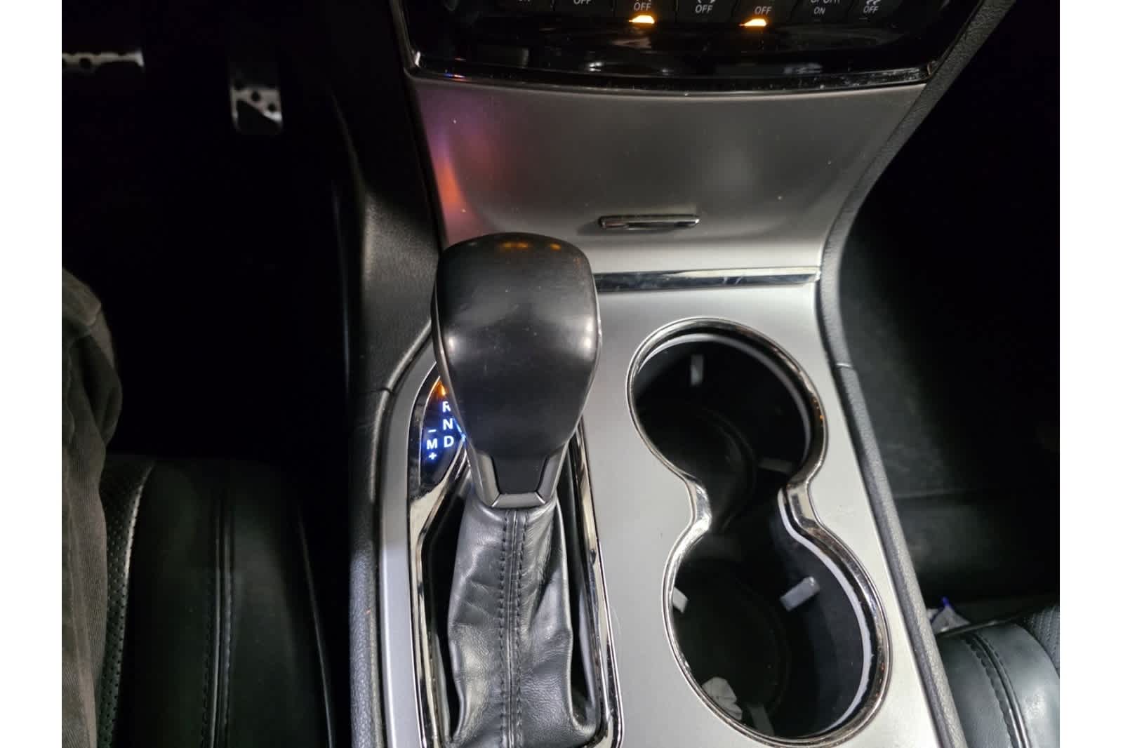 Thumbnail: 2020 Jeep Grand Cherokee - 25