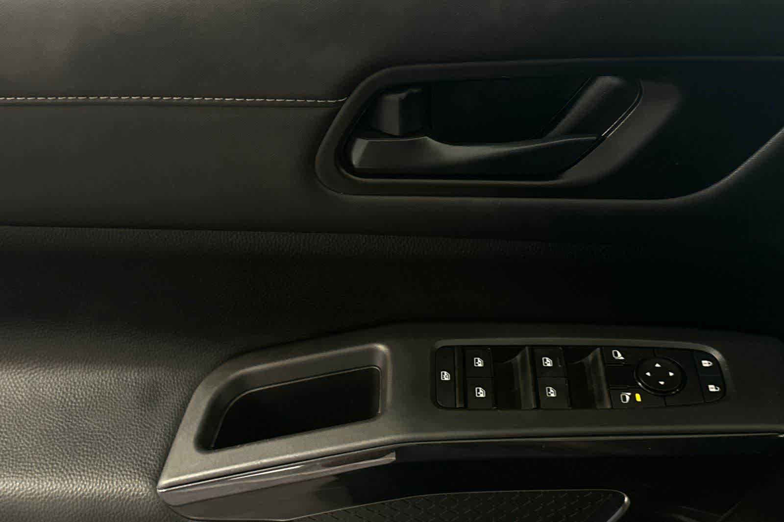 Thumbnail: 2025 Nissan Pathfinder - 15