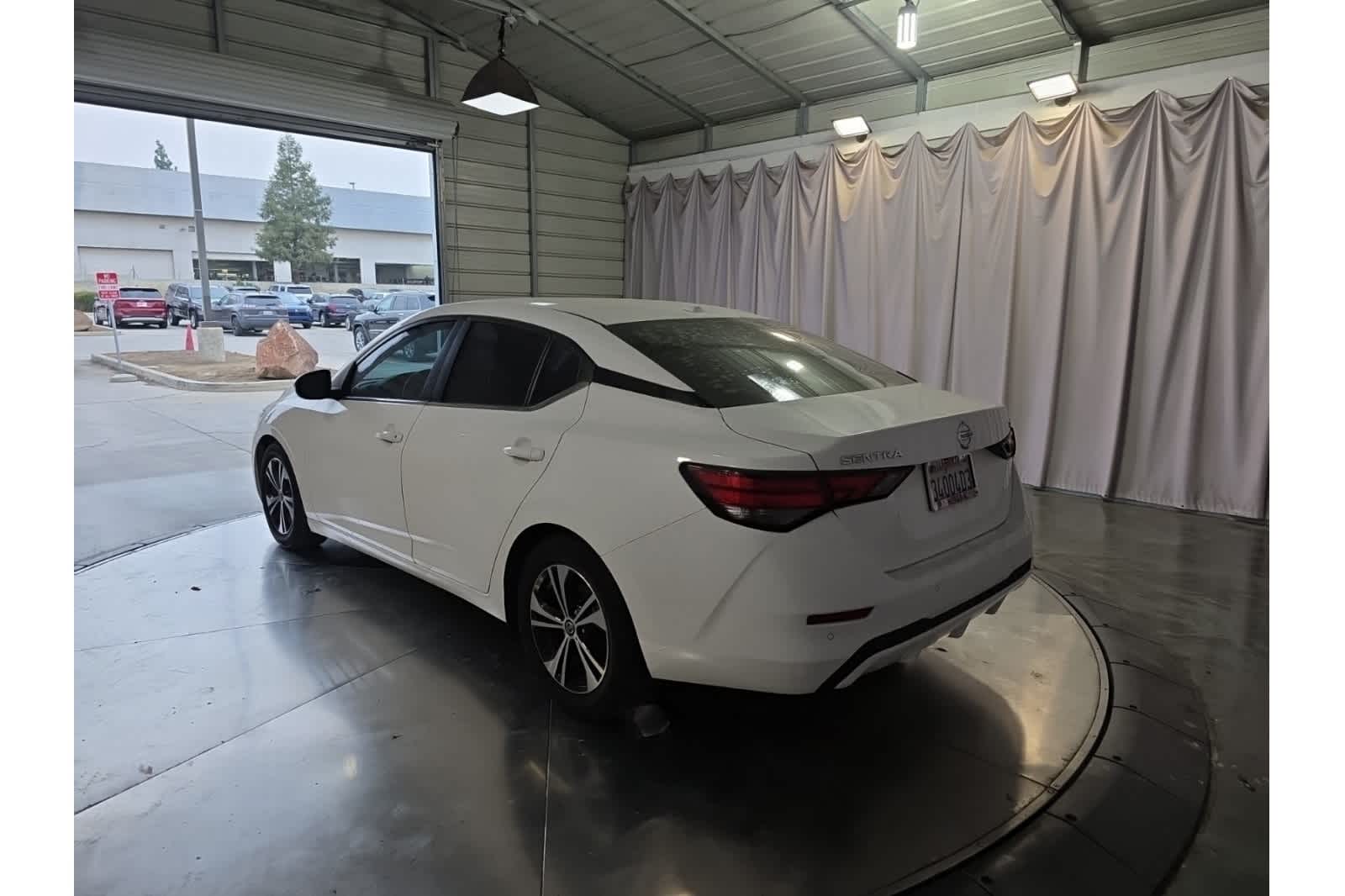 Thumbnail: 2021 Nissan Sentra - 5