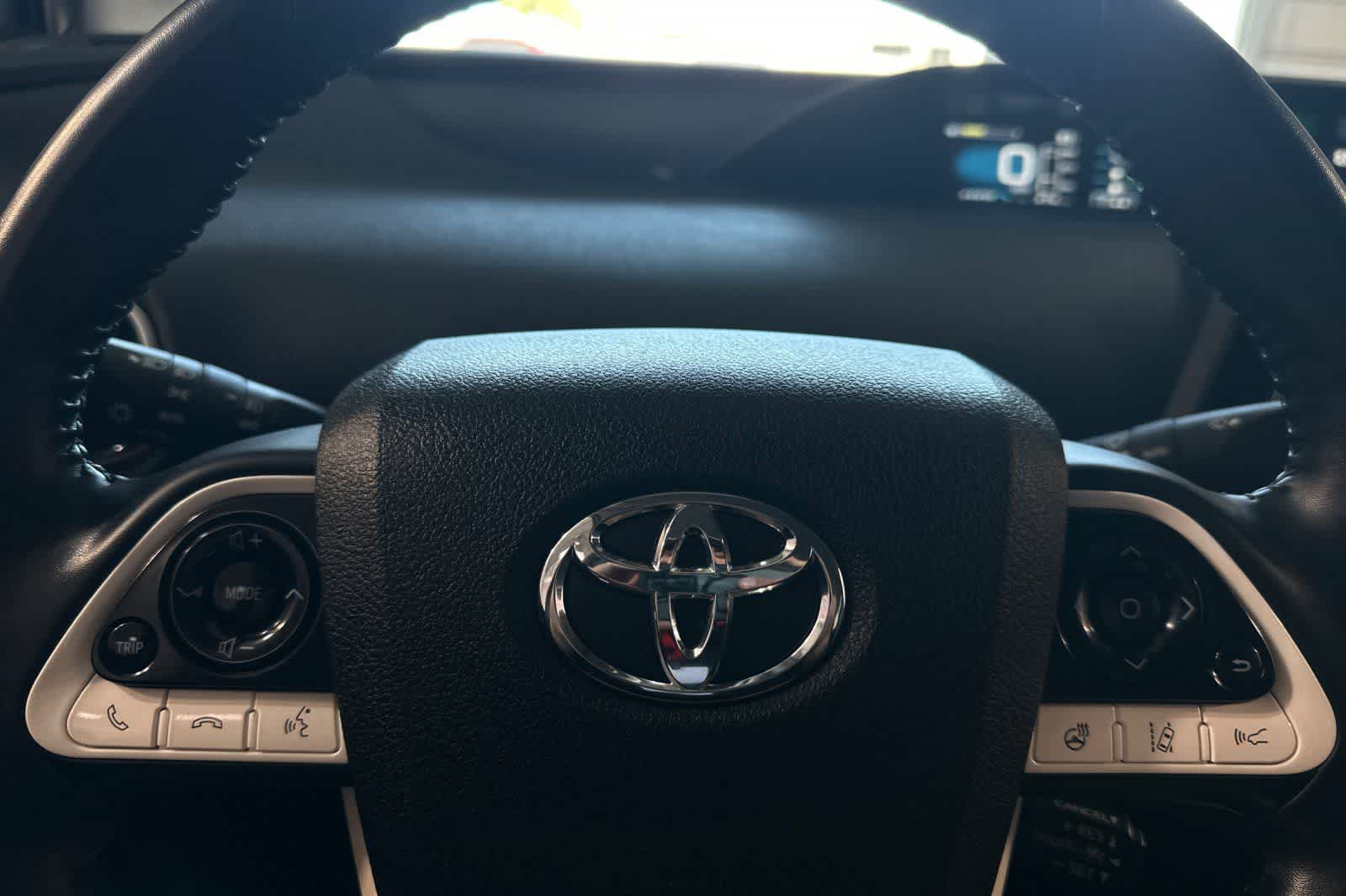 Thumbnail: 2019 Toyota Prius Prime - 28