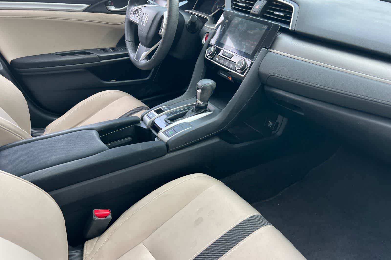 Thumbnail: 2017 Honda Civic - 17