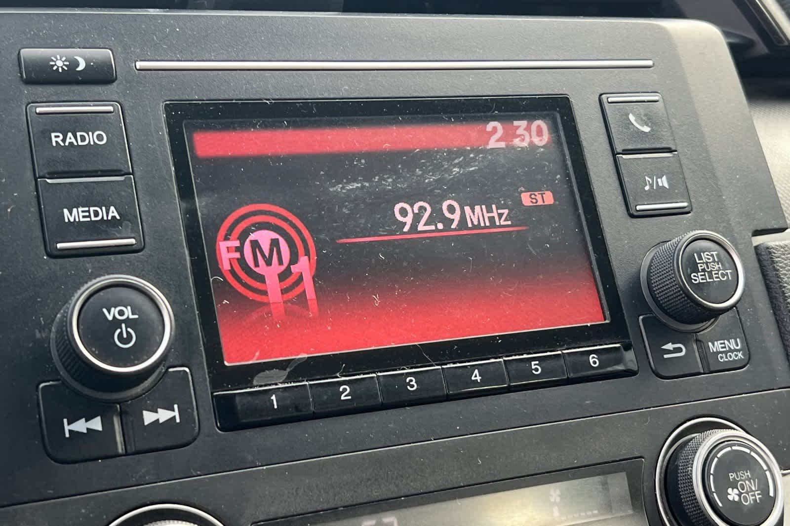 Thumbnail: 2016 Honda Civic - 18