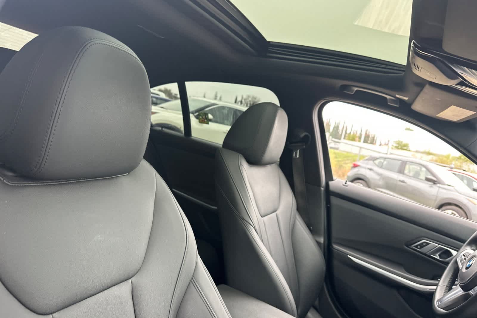 Thumbnail: 2020 BMW 3 Series - 17