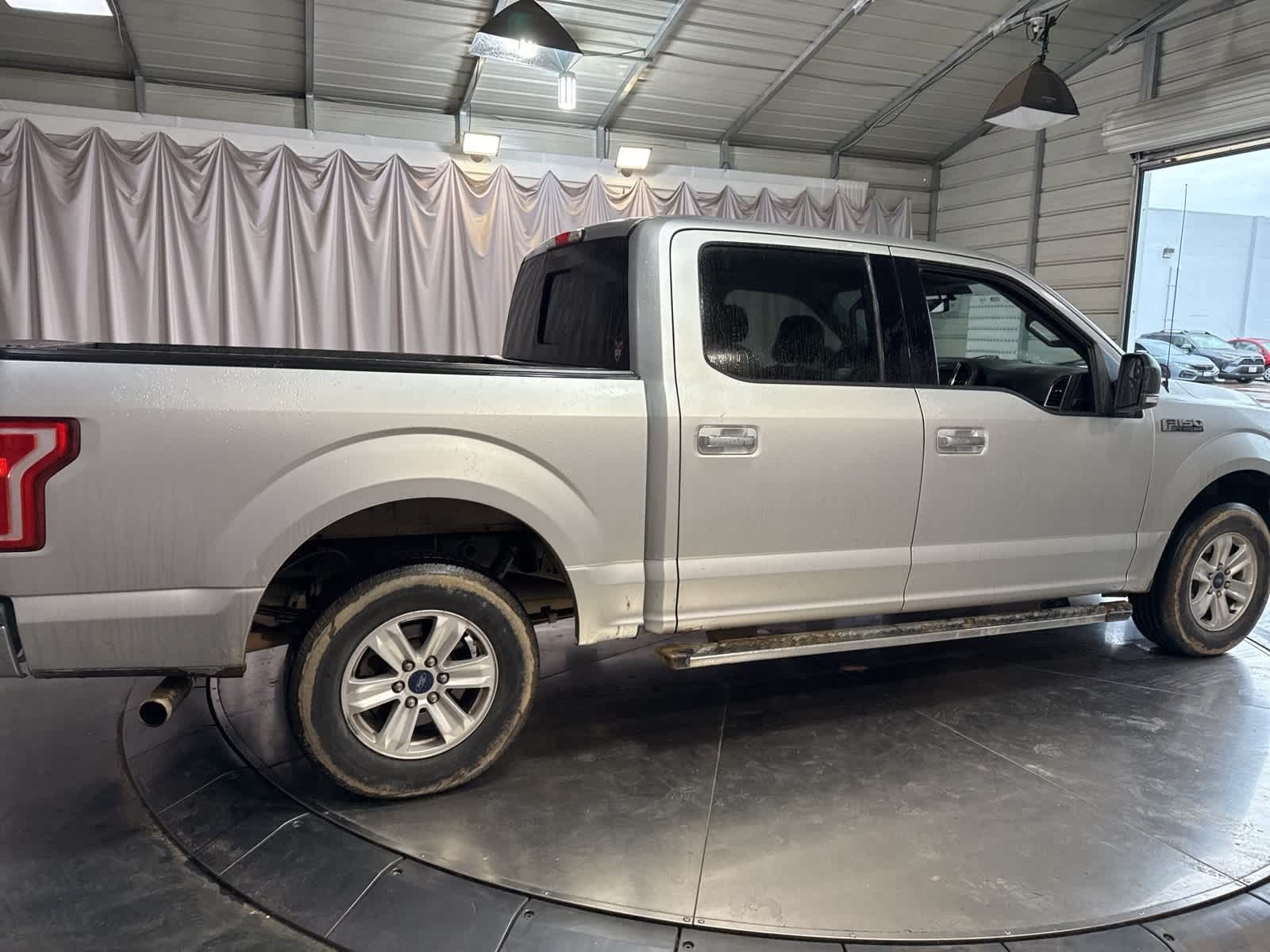 Thumbnail: 2016 Ford F-150 - 8