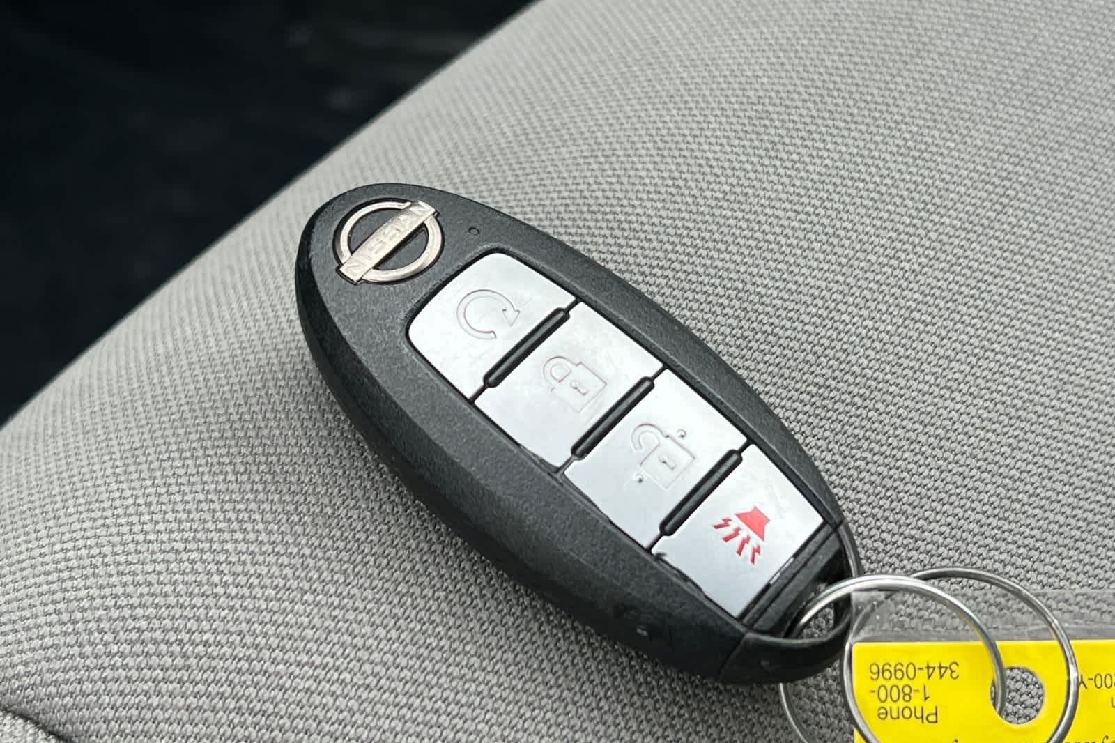 Thumbnail: 2023 Nissan Frontier - 24