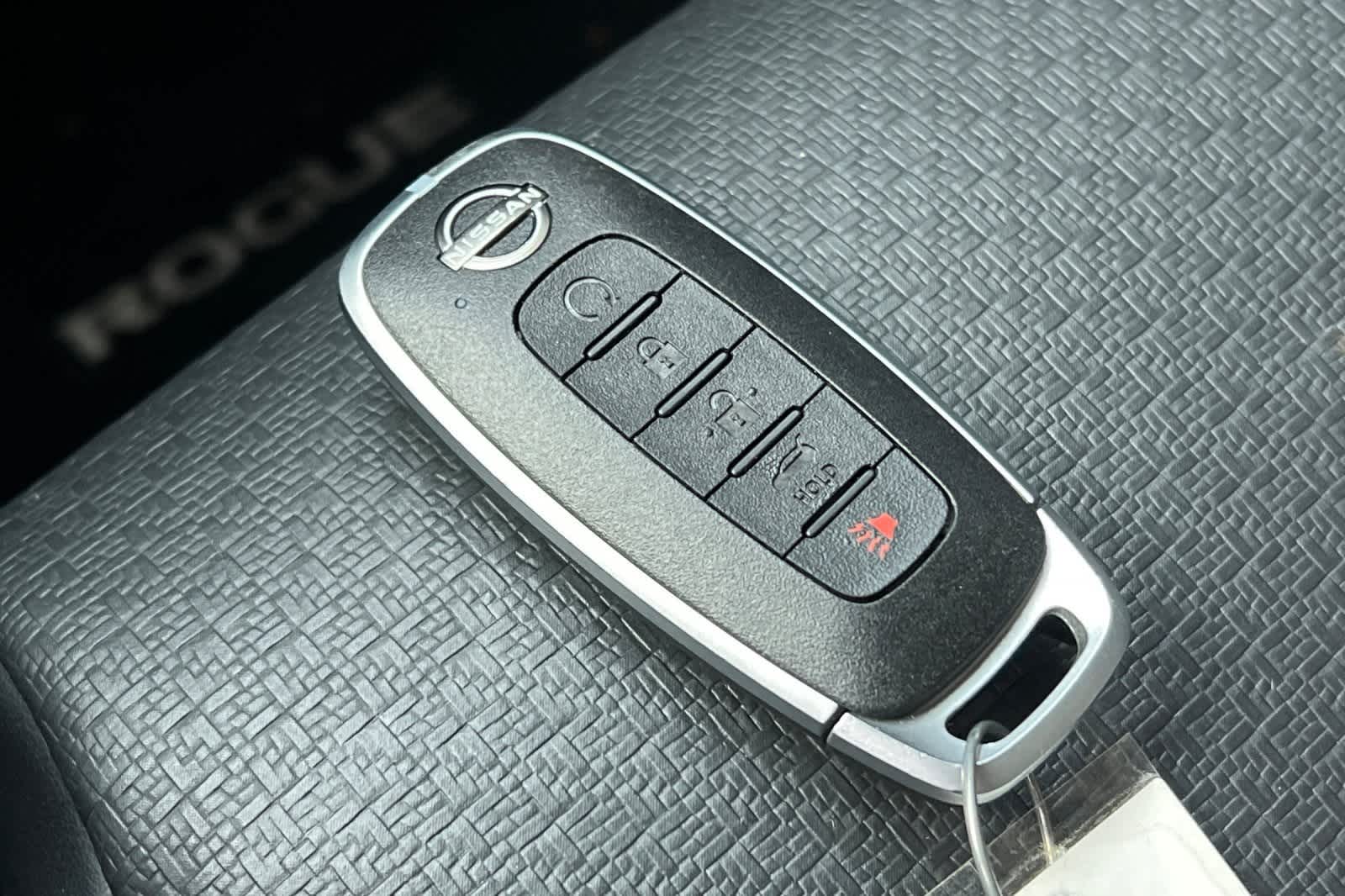 Thumbnail: 2023 Nissan Rogue - 23