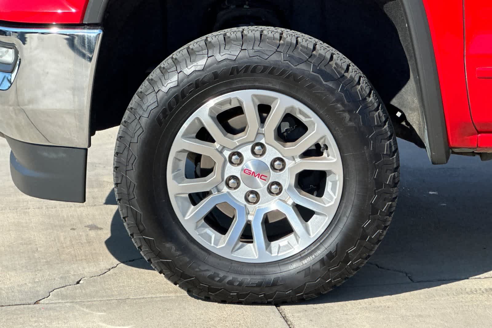 Thumbnail: 2016 GMC Sierra 1500 - 12