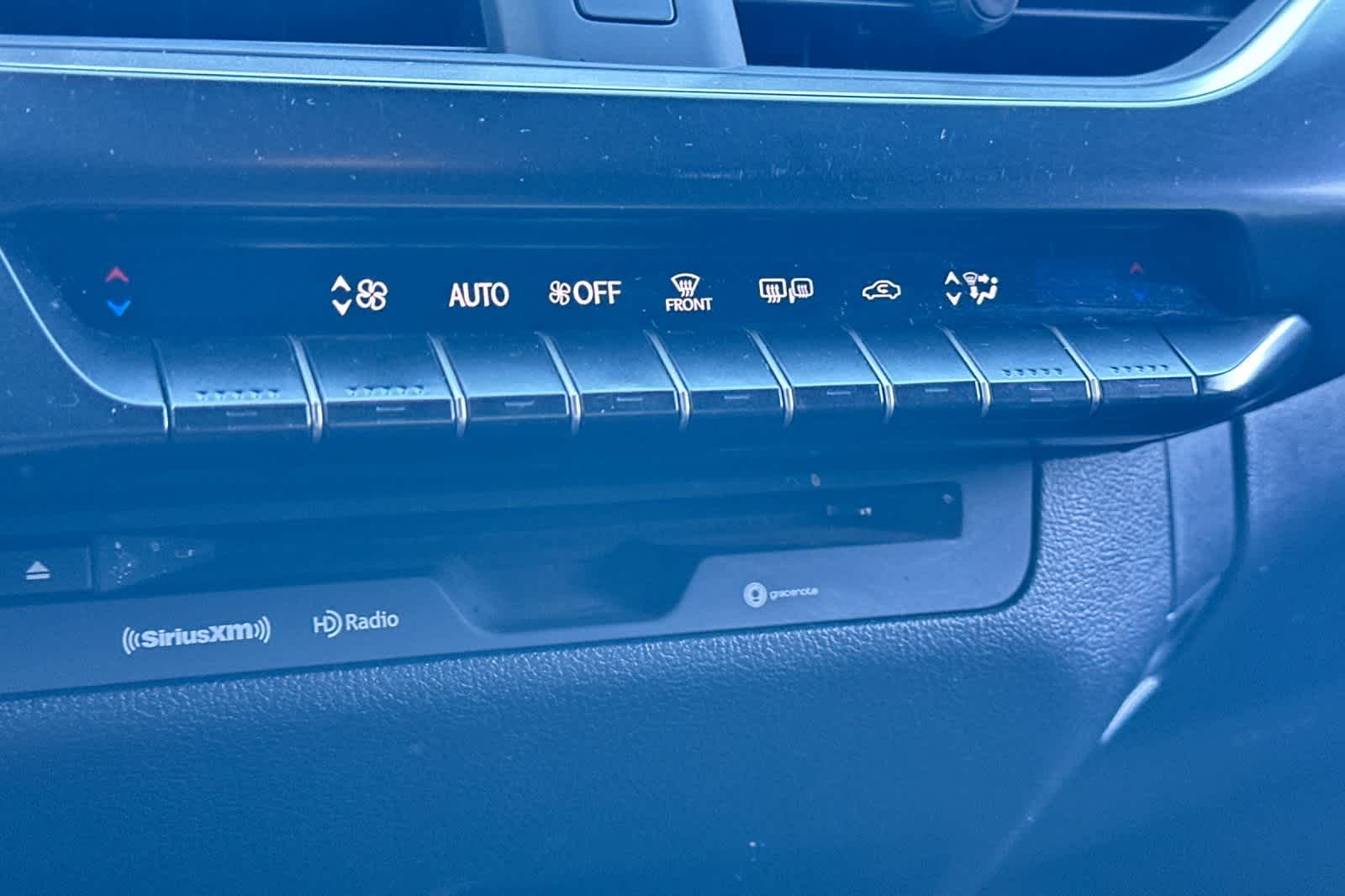 Thumbnail: 2021 Lexus UX - 23