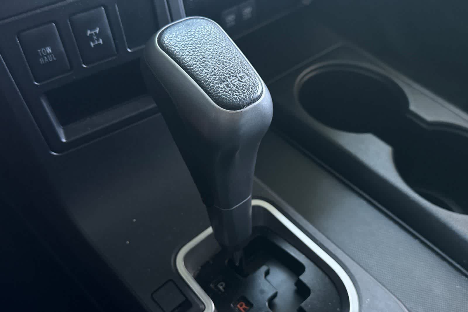 Thumbnail: 2021 Toyota Sequoia - 25