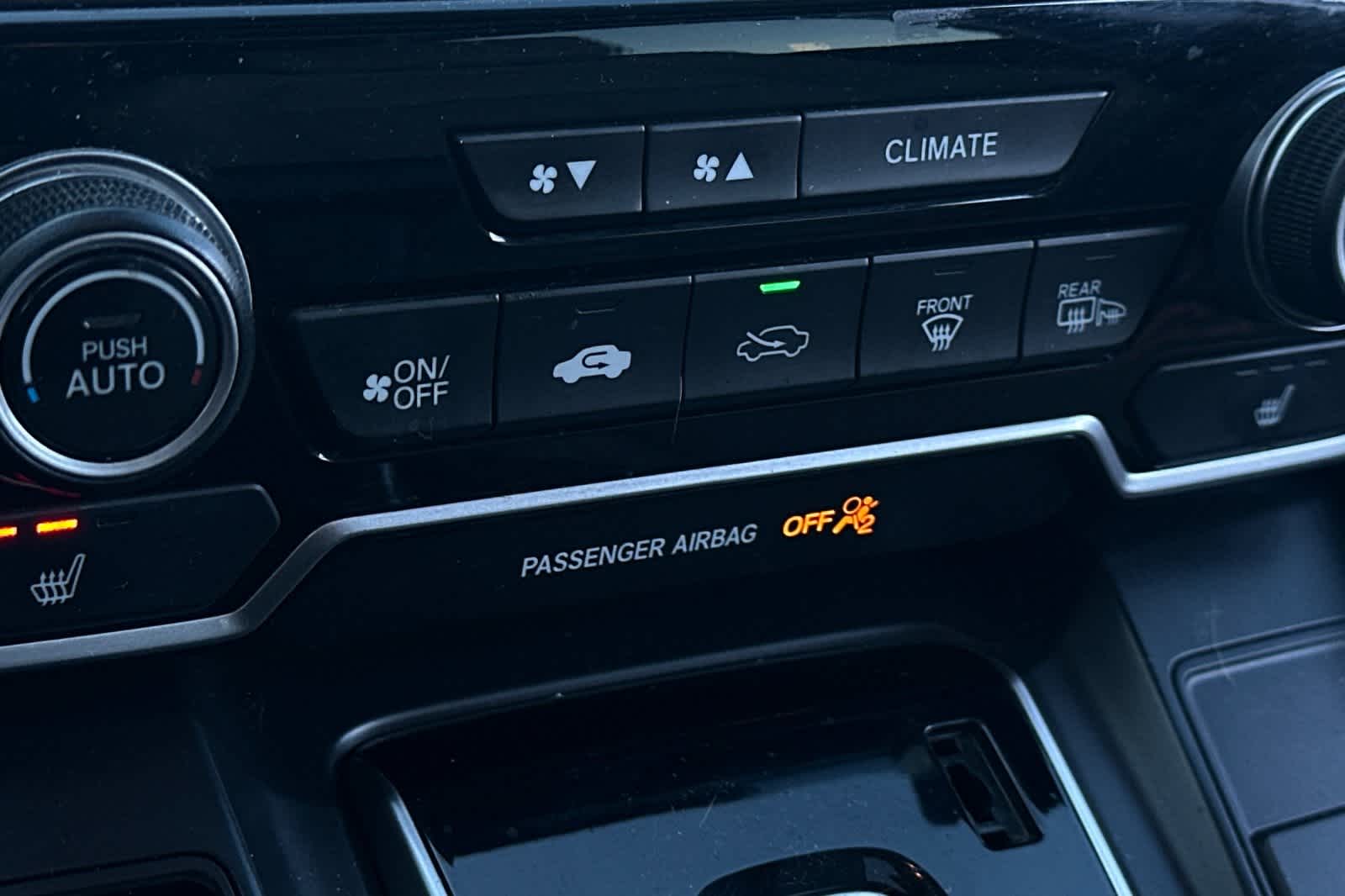 Thumbnail: 2017 Honda CR-V - 21